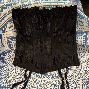 Black corset size 36